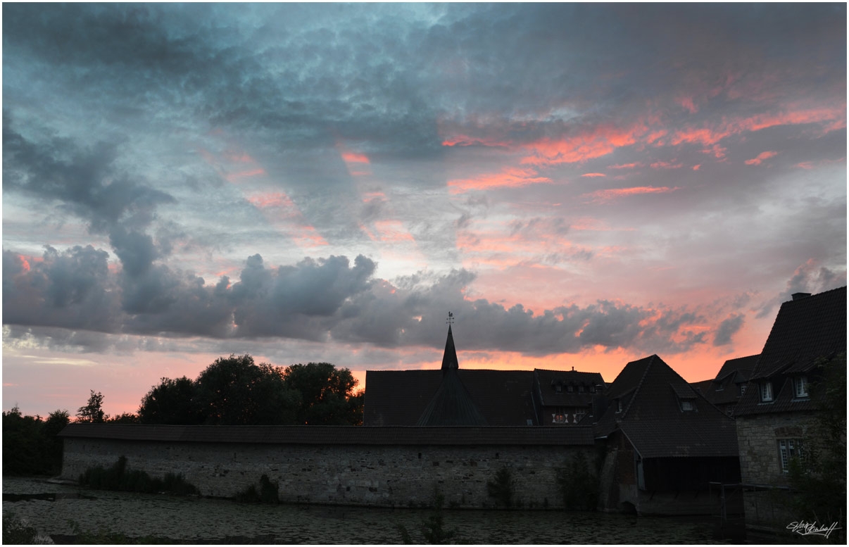 Sonnenuntergang Mitte Juli über Kakesbeck