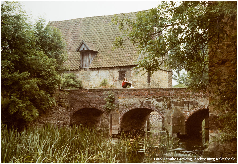 Eine der vielen Fotografien aus dem Archiv der Burg: Die Ölmühle aufgenommen 1972