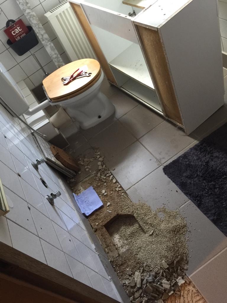 Badezimmer auf der Horrorburg